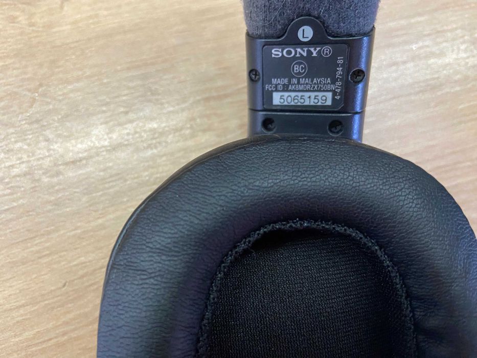 Амбушури Амбушюры для навушників Sony MDR-ZX750BN