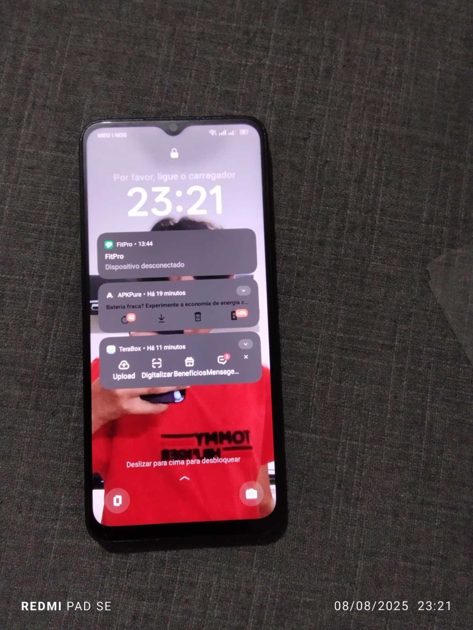 OPPO A18 4 RAM 128 GB em perfeito estado sem nenhum arranhão