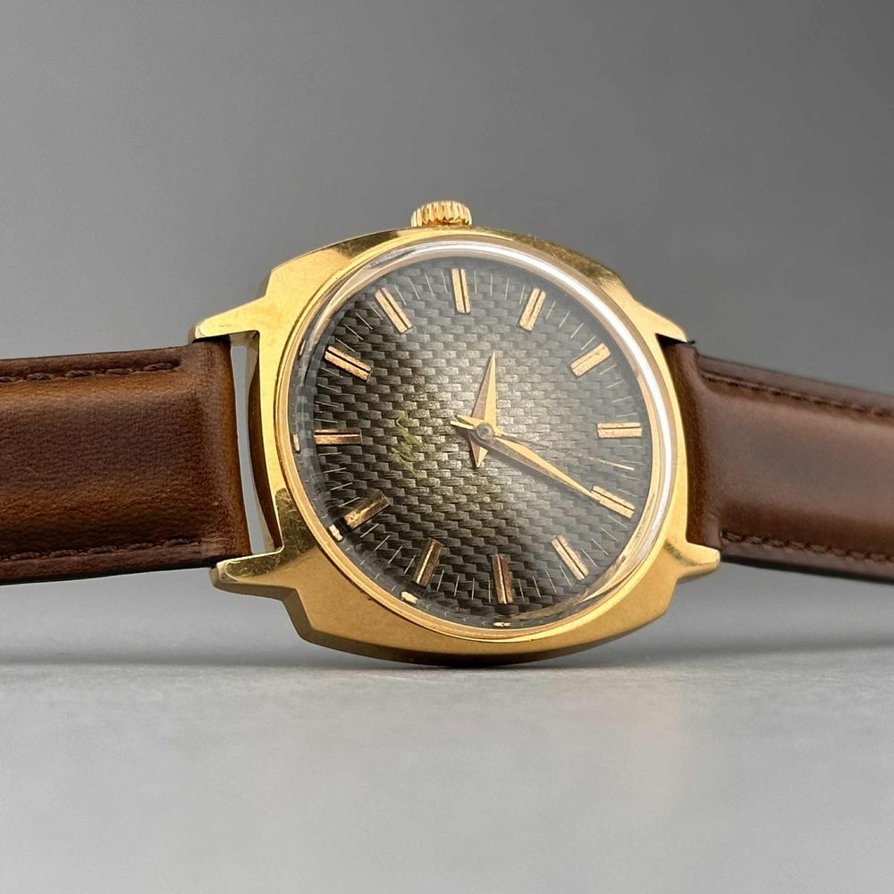 Zegarek vintage Łucz – zielono-szary pleciony wzór | 36 mm | USSR