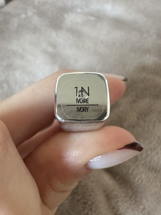 Loreal true match 1N kotektor do twarzy