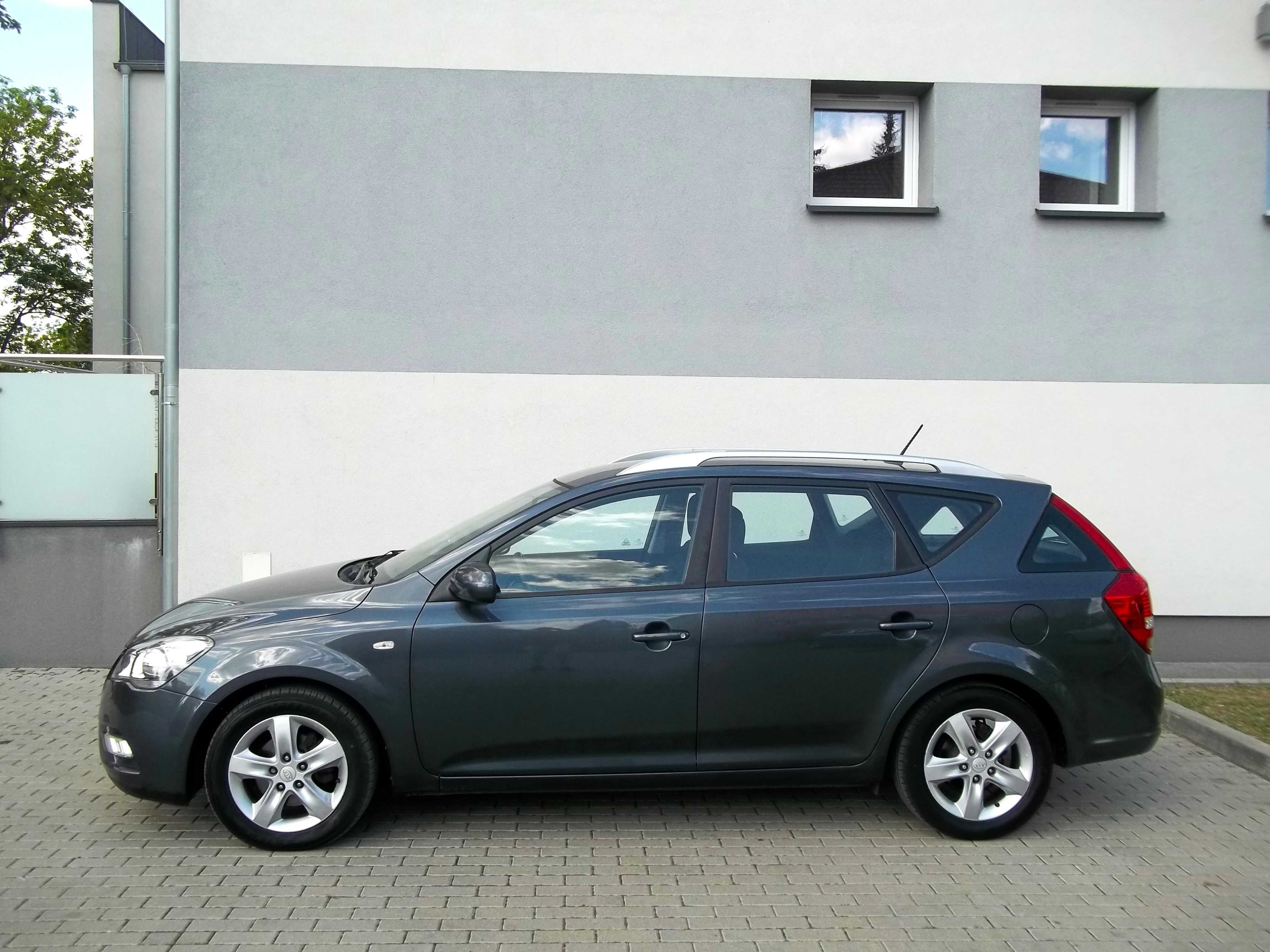 1.6 CRDI* ALU* *Bezwypadkowy* *Wyposażony* *SERWIS* *STAN PERFEKCYJNY*