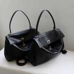 Жіноча шкіряна сумка в стилі balenciaga rodeo - натуральна шкіра