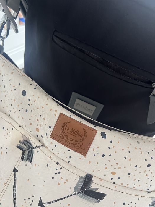 Cybex coya black