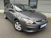 Hyundai I30 1.4 benz 109 km/ 2010r/ czujniki parkowania/ klimatyzacja/ LIFT