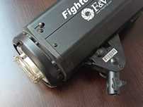 Lampa Błyskowa Studyjna FIGHTER F300 300Ws Bowens GN43 z defektem