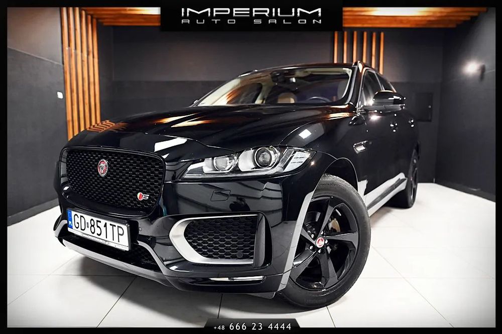 Jaguar F-Pace 2.0i 250KM R-Dynamic Automat 4x4 Meridian Skóra Panorama Memory