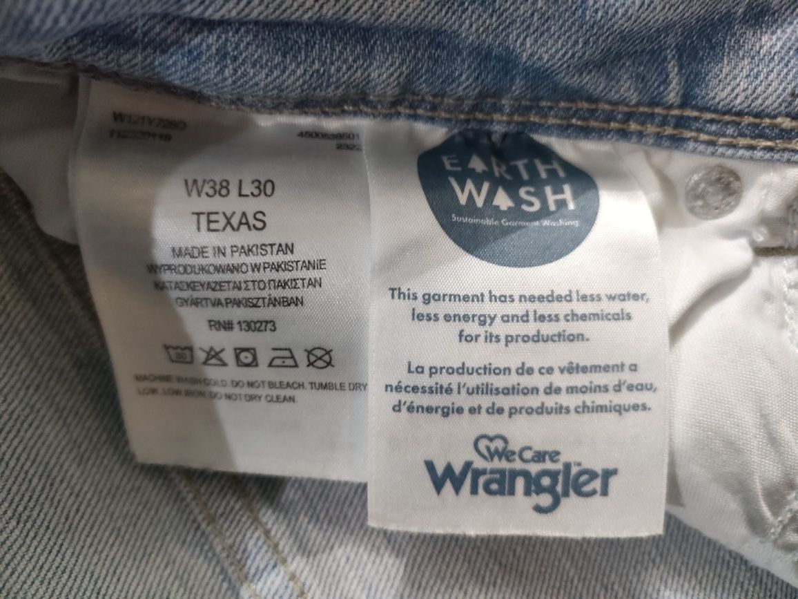 Jeansy Wrangler 38/30