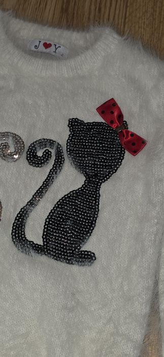 Светрик на дівчинку 4/ 5 років