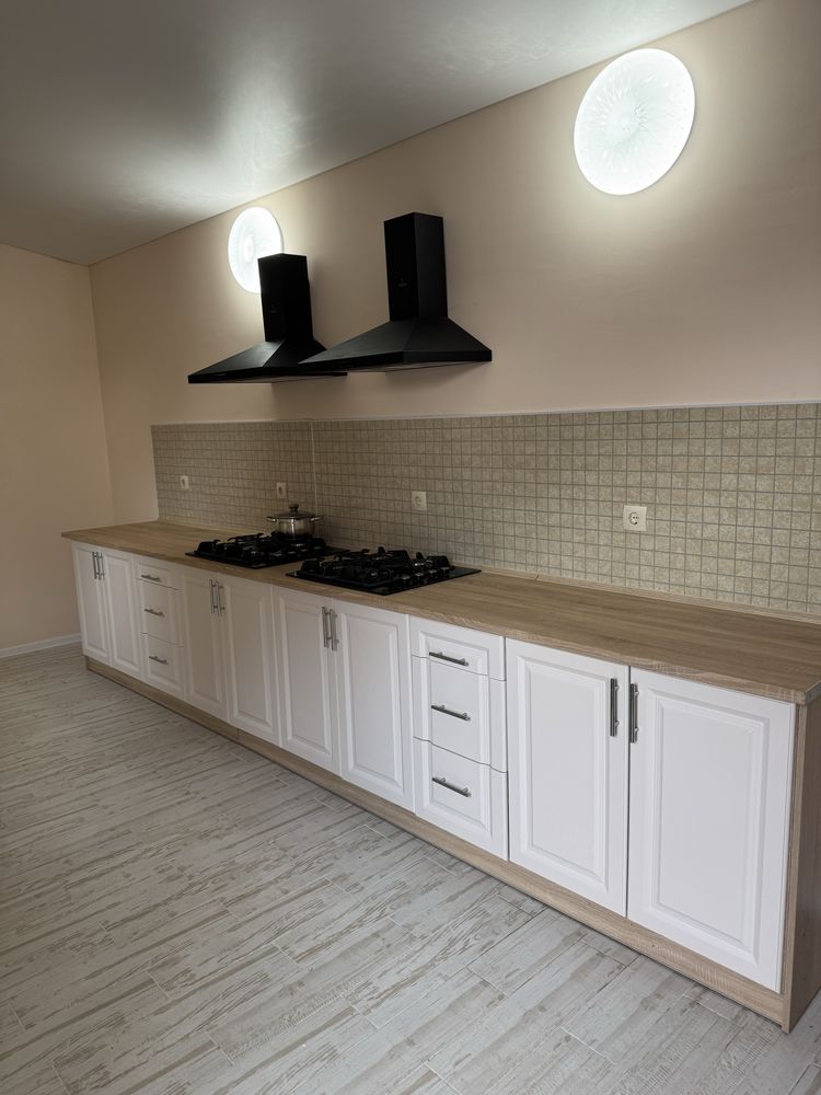 Benelux Family Apartments — Відпочинок біля моря з басейном (Санжейка)
