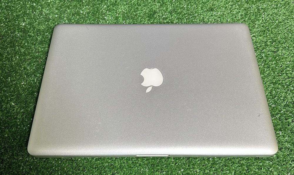 Apple MacBoo Pro 2010 (A1286) 15.4’’ Core i5 8GB ОЗУ/120GB SSD (r2013)