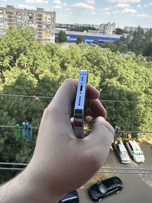 Iphone 13 pro у гарному стані