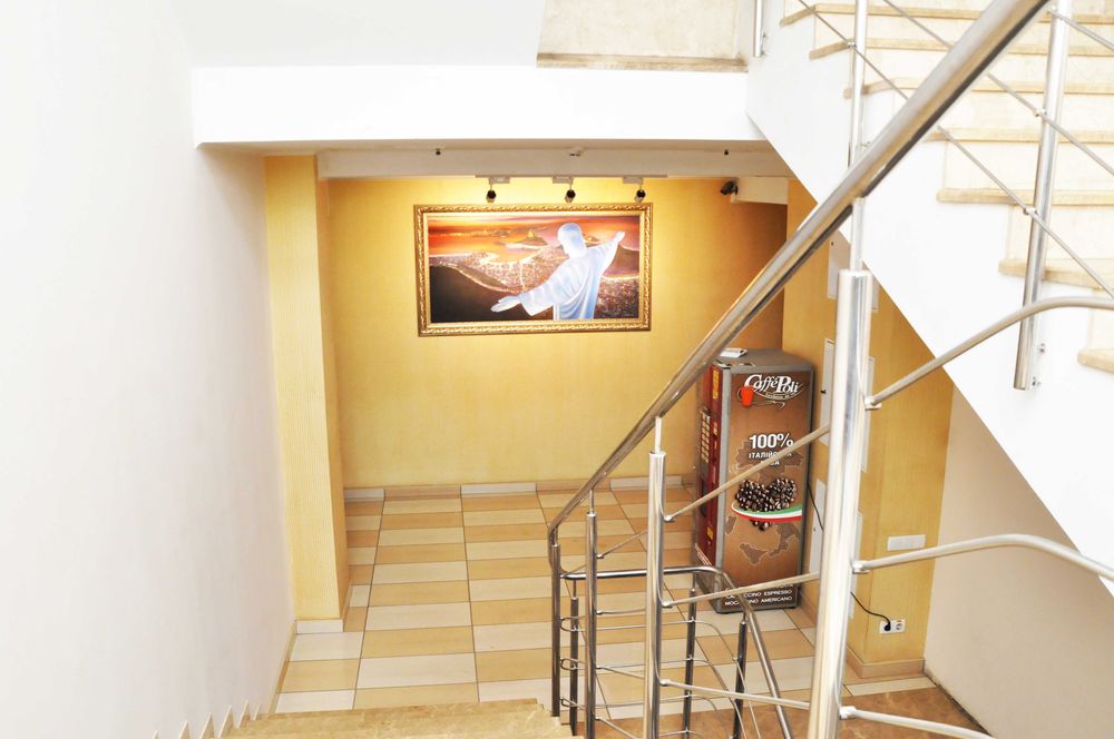 Оренда офісу 25 м² з ГЕНРАТОРОМ у БЦ «Грейс» (Балківська)