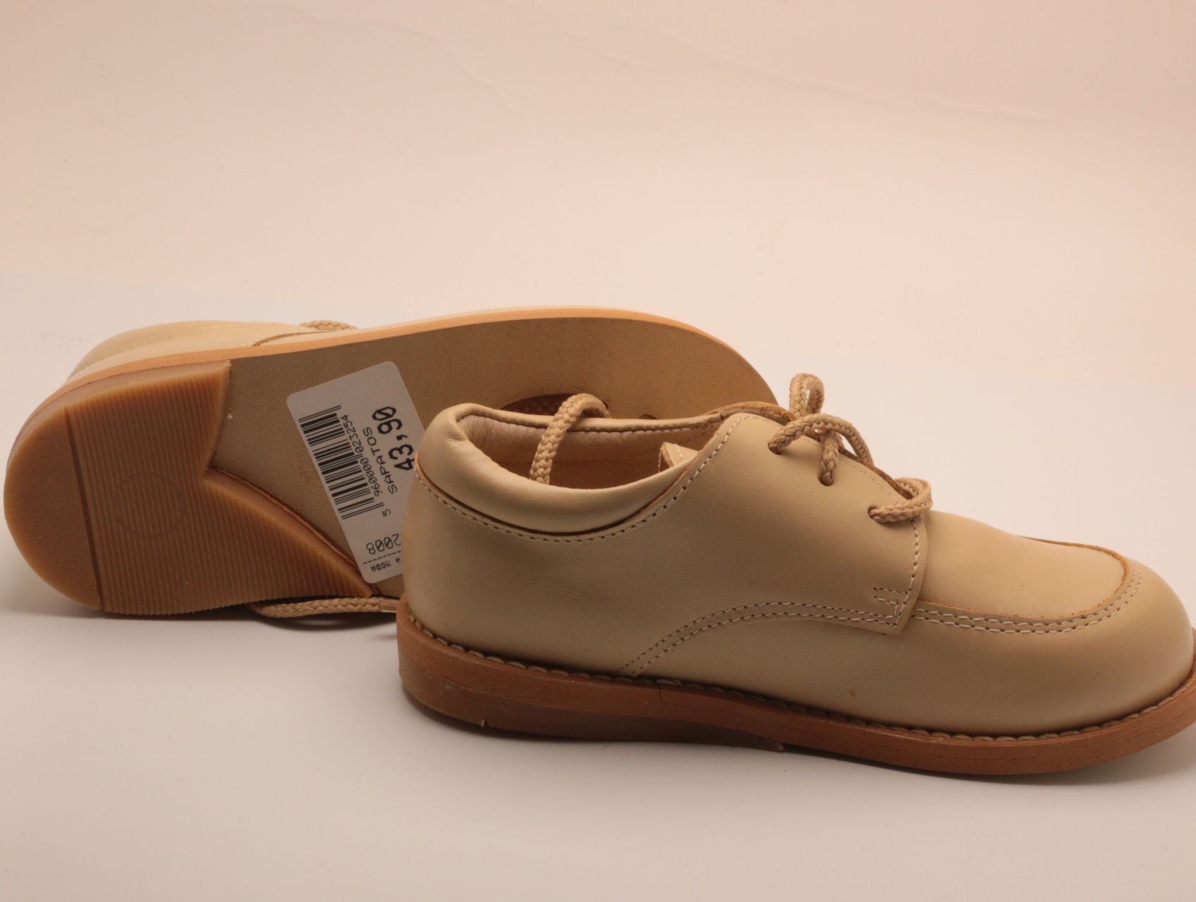 Sapatos de cerimónia em pele