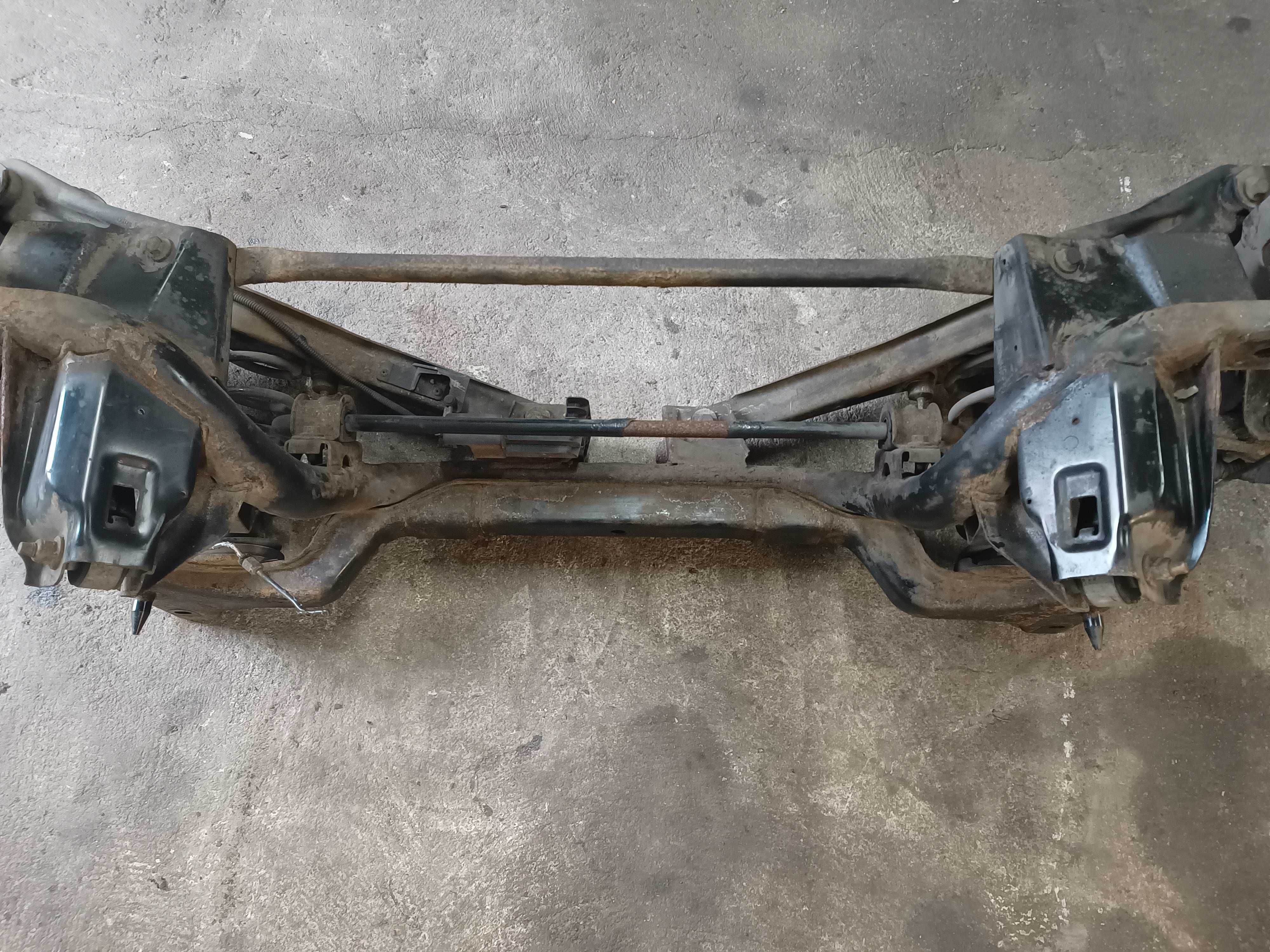Ford Mondeo mk3 zawieszenie tył kombi