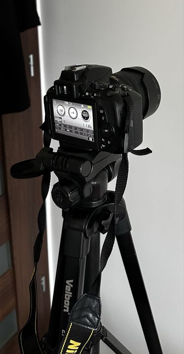 Nikon D5500 Nikkor 18-105 mn vr