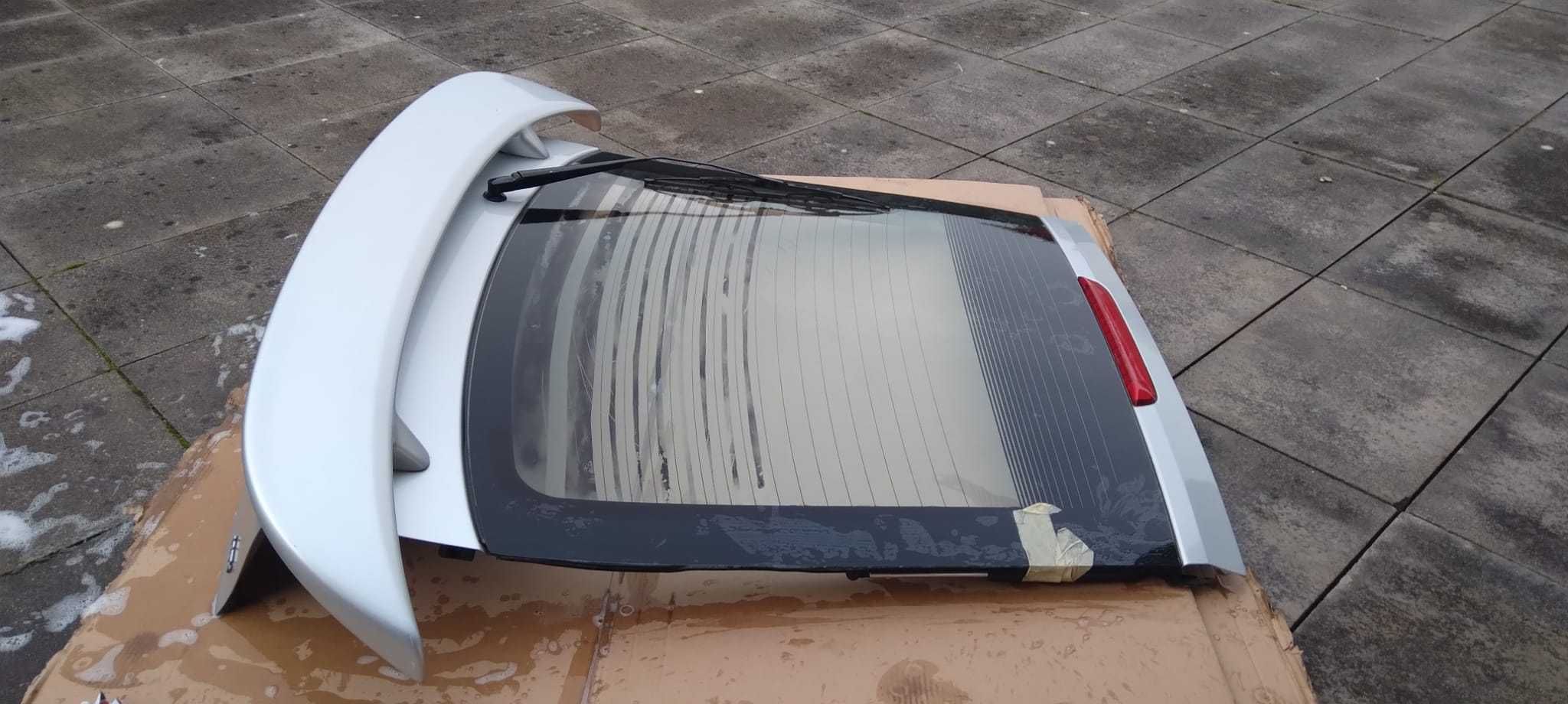 Mala toyota celica com alarão