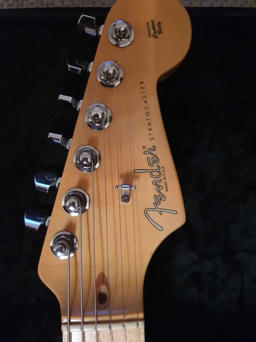 Fender Stratocaster  USA wraz z futerałem walizkowym