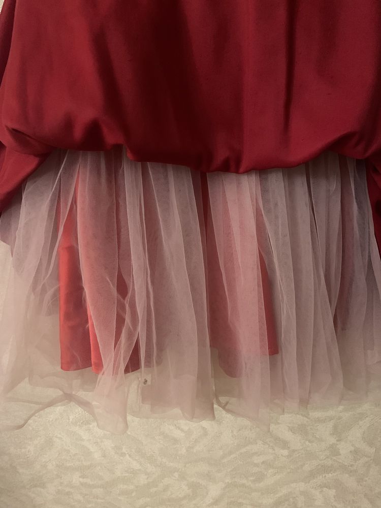 Сукня святкова-принцеси на 5-6 років, розмір 116.