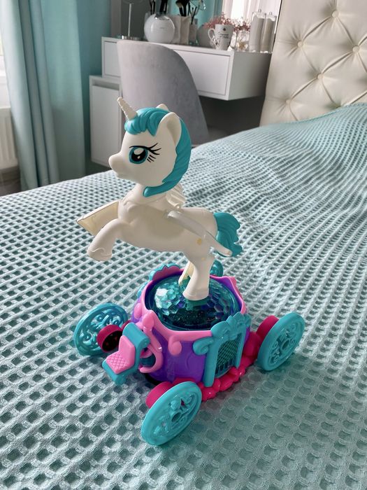 Карета музична зі світлом Music Pegasus