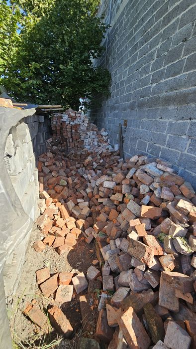 Cegła z rozbiórki połówki