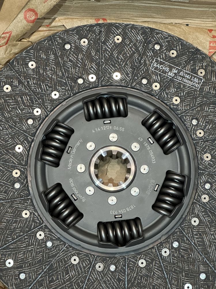 Диск зчеплення DAF/Iveco 1878054933 Sachs