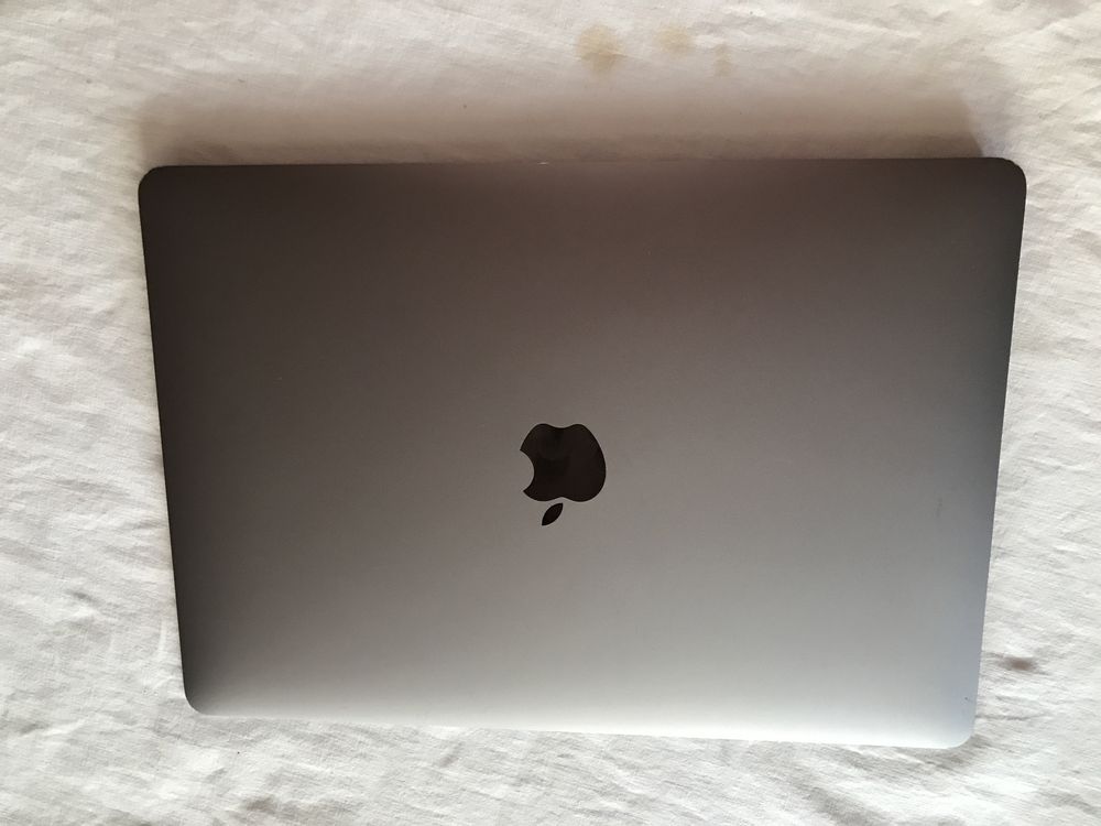 Верхняя крышка дисплея MacBook Air a2179