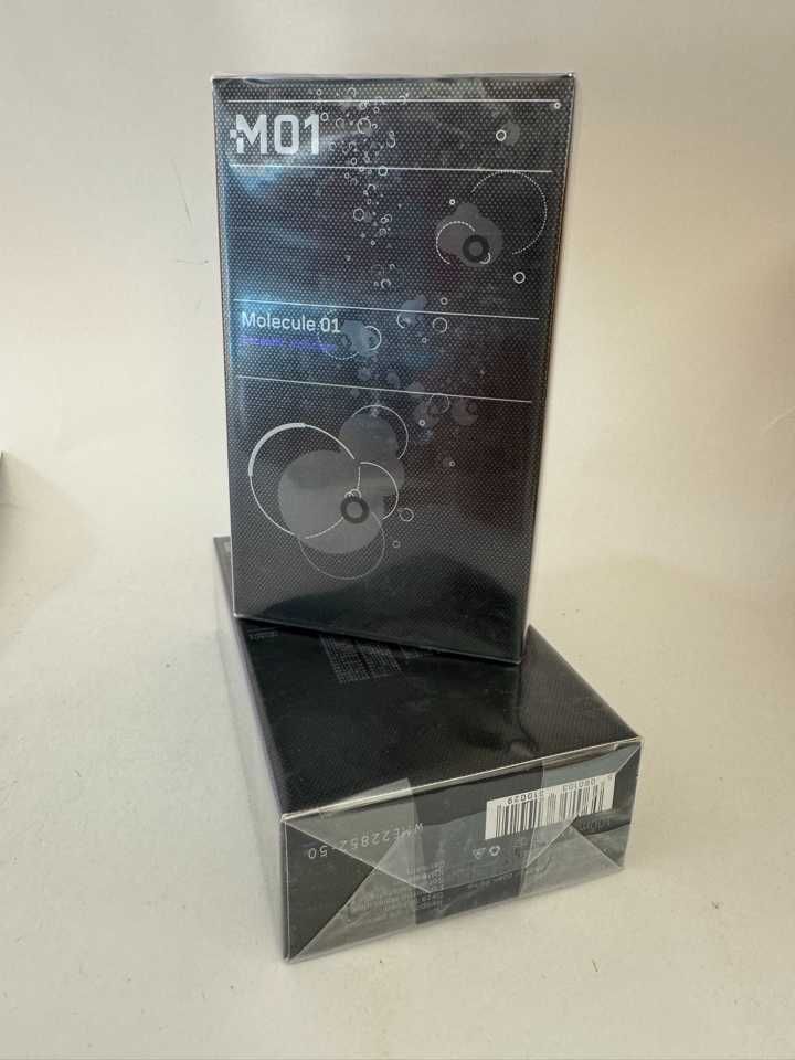 2 perfumy Escentric M01  i Giorgio Armani CODE
pour femme 75 ml.