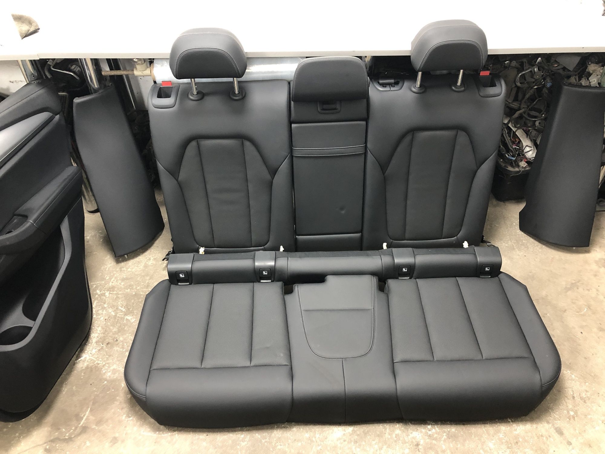 Комплектний салон з картами (дефект) BMW iX3 G08 2021-