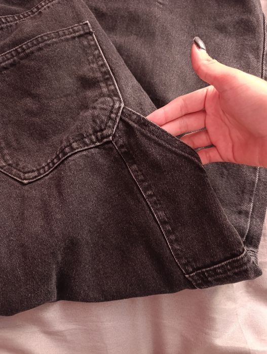 Чорні джинси беггі