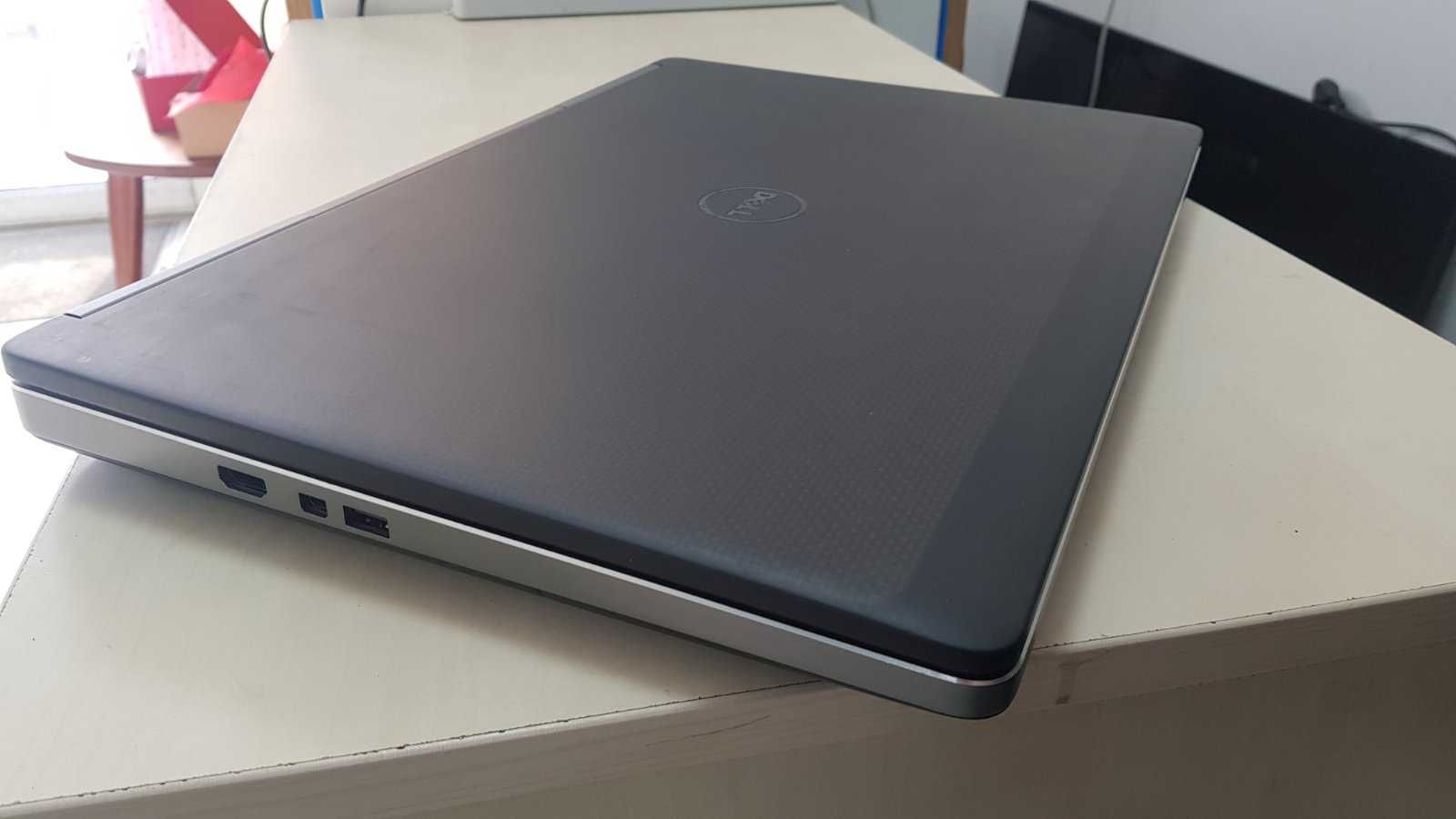 17,3 дбймовий ноутбук Dell Precision 7710 з 8 Гб відеокартою