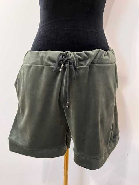 Krótki dres welurowy print lalka w aucie kolor khaki