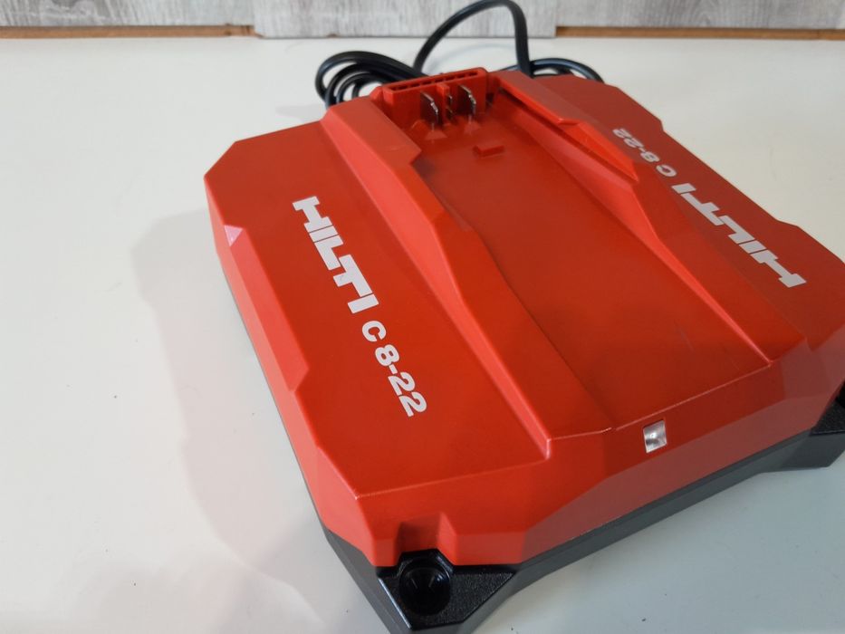Hilti C8-22 NURON NOWA największą i najmocniejsza ładowarka sieciowa