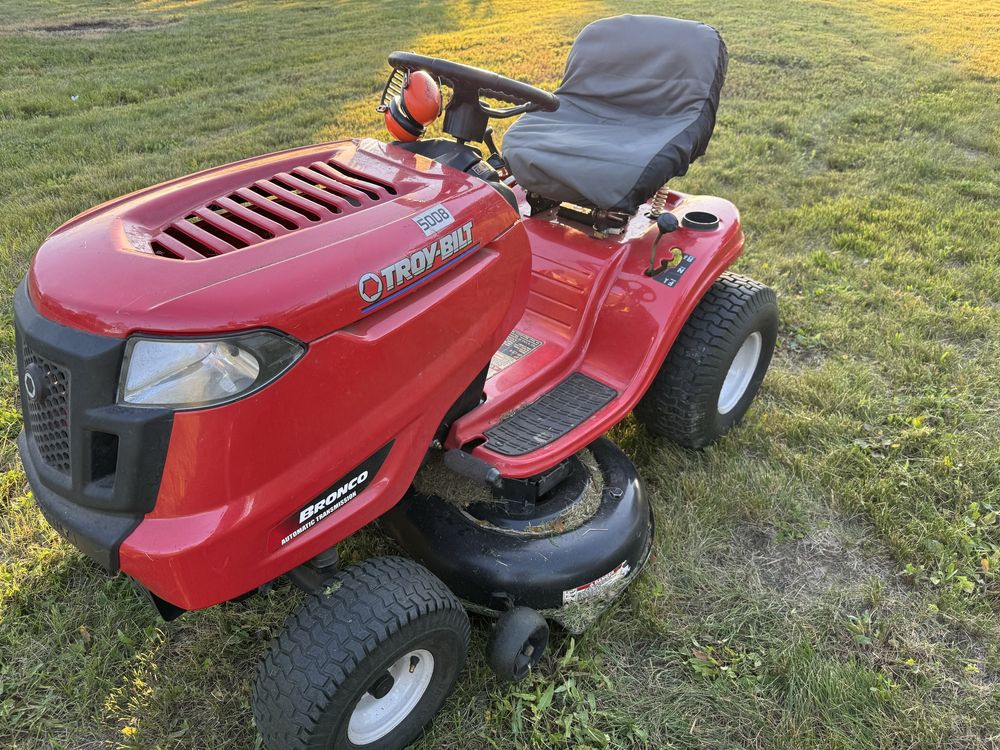 Traktorek Troy Bilt Bronco 20 KM