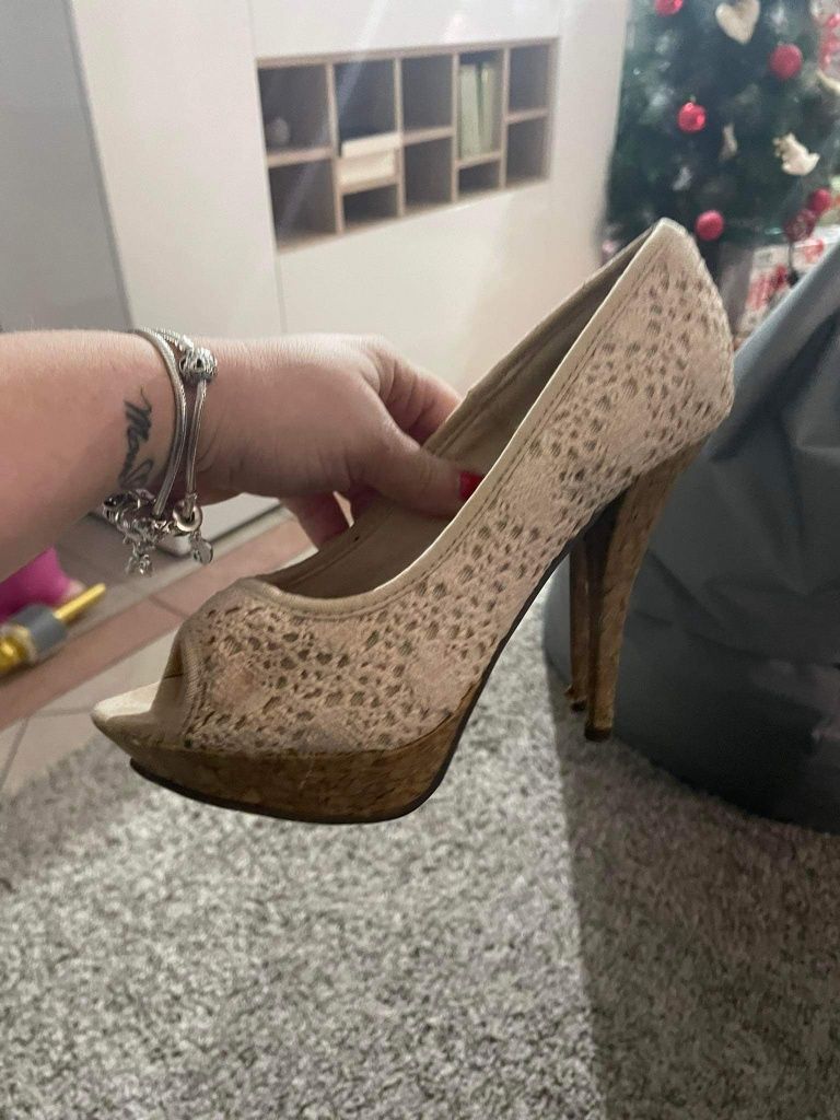 Sapatos de senhora