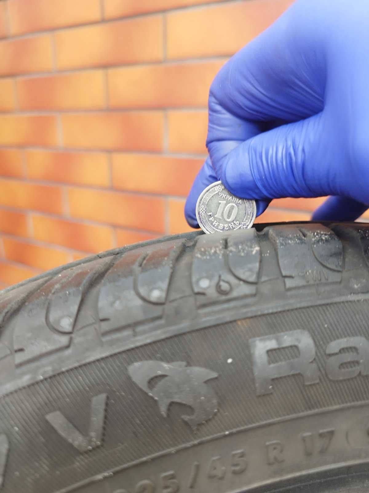 Шини  UNIROYAL  RainSport 3,  225/45 r17