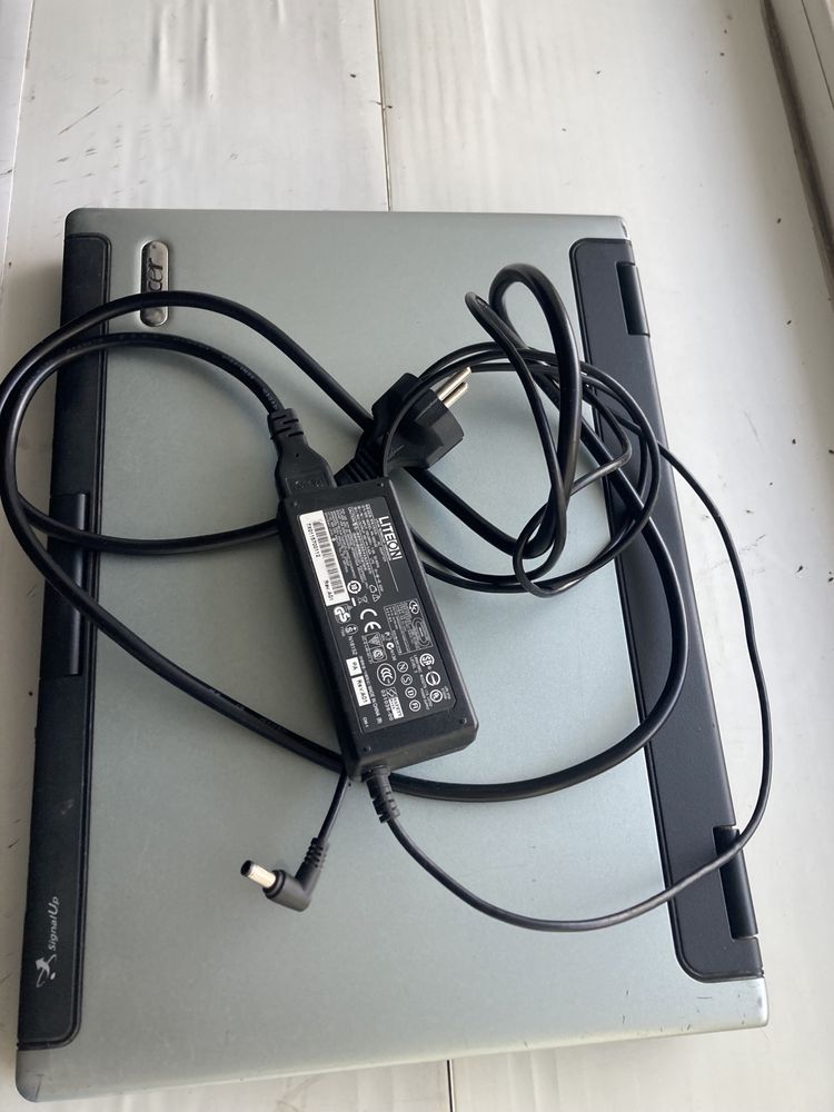 Ноутбук Acer 2490