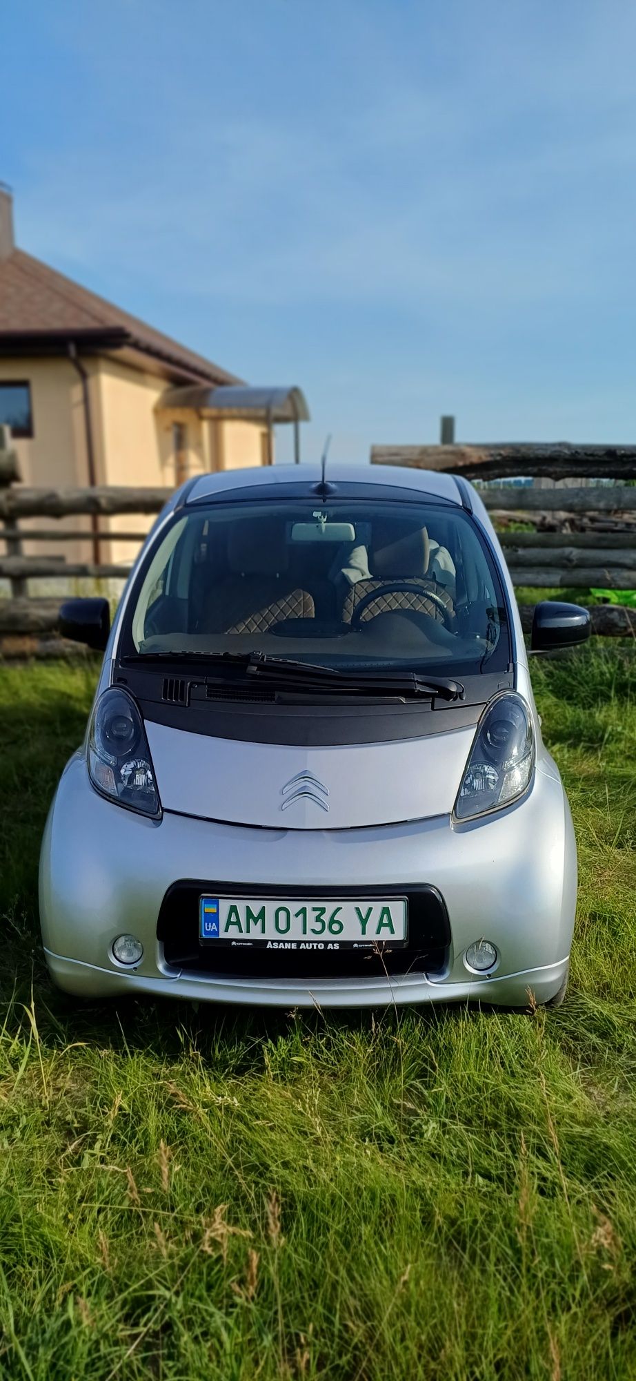 Сітроен C-zero 2013 Чудове авто для міста та околиці