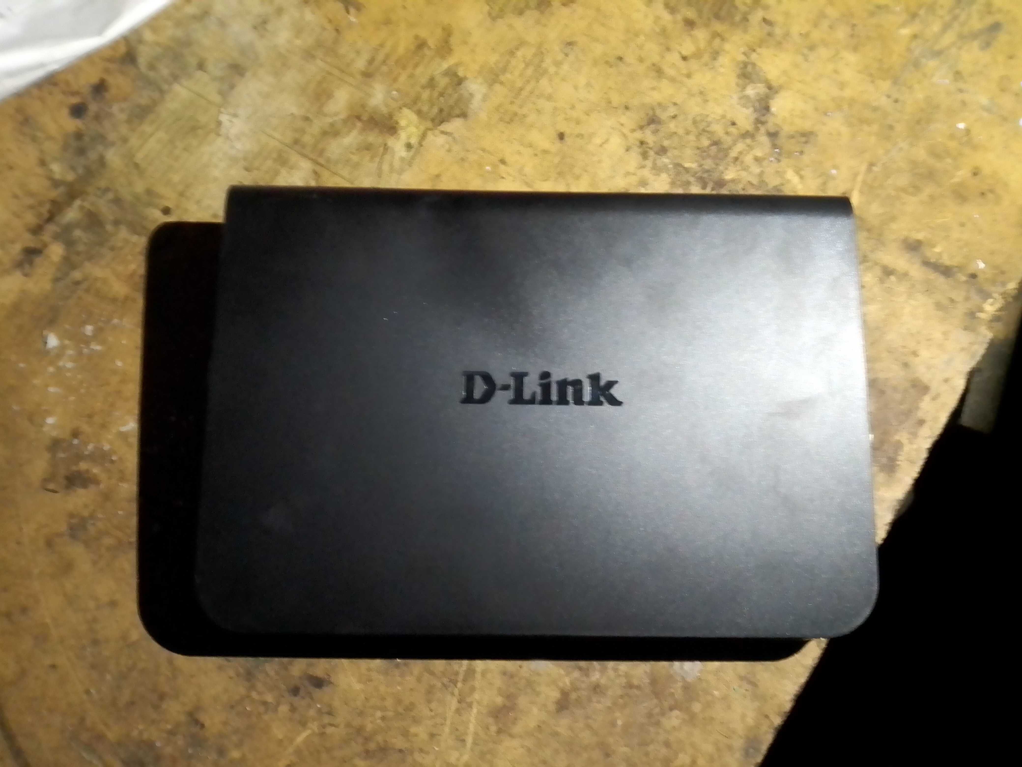 Роутер  D-Link б/у
