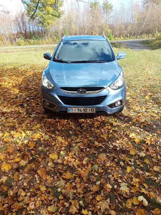 Hyundai ix 35 сів і поїхав