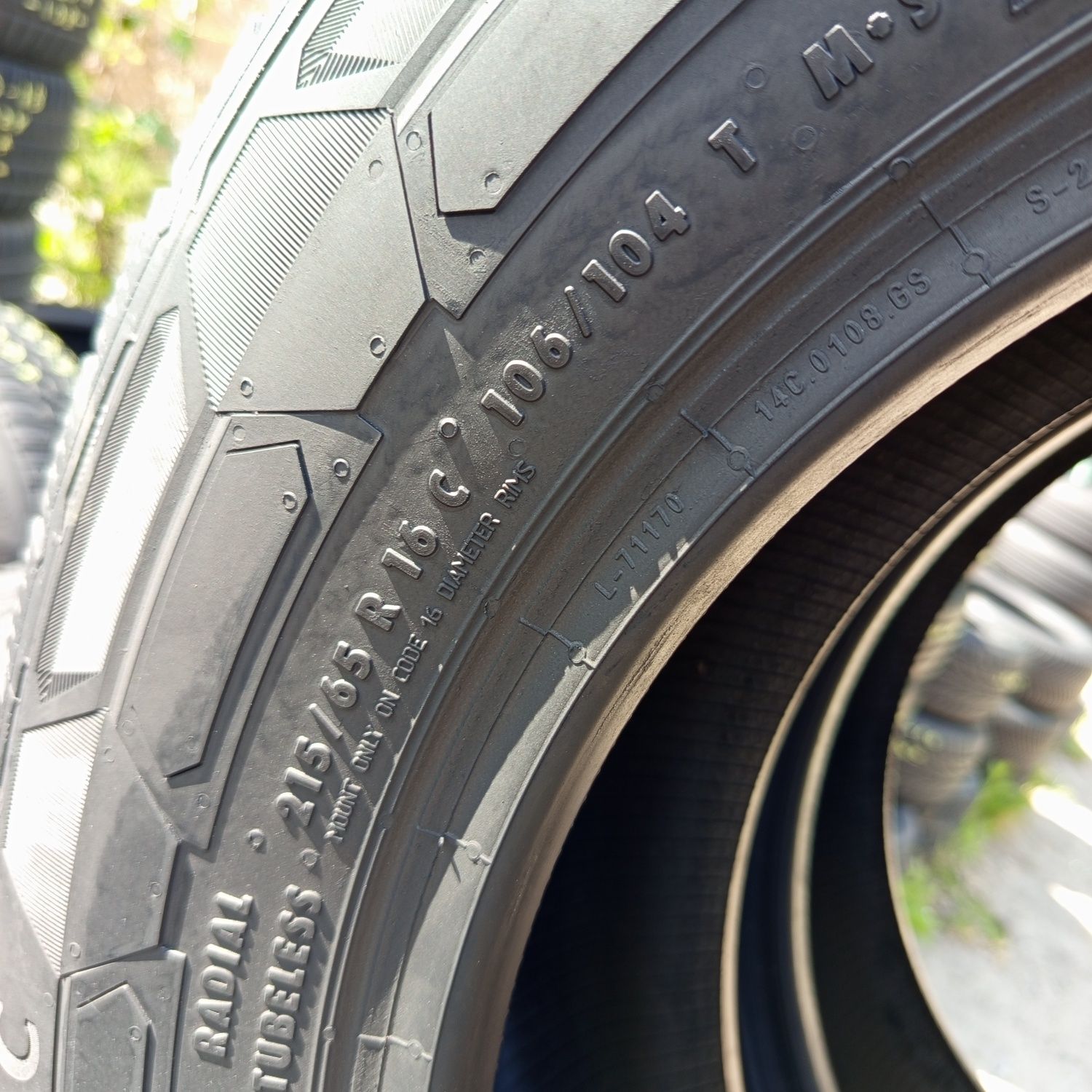 215/65r16C Continental VanContactWinter z 2023r 8mm