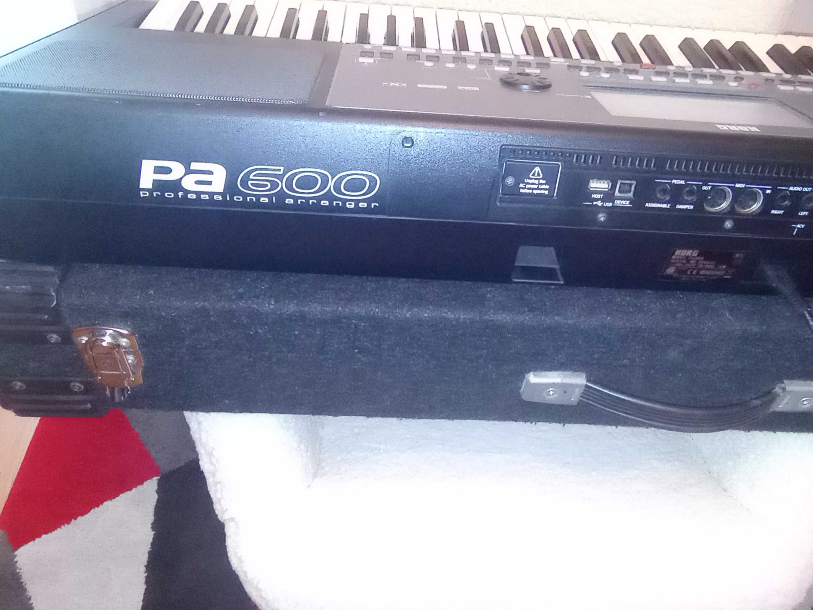 Sprzedam Korg Pa 600