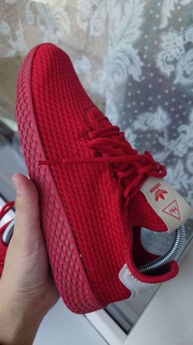 Buty sportowe adidas BY8720 40