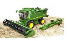 GIGA PREZENT Bruder Kombajn John Deere 02132 T670i zabawka Mikołaj