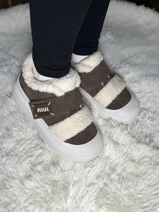 Кеди зимові трендові на хутрі. Черевики коричневі на хутрі