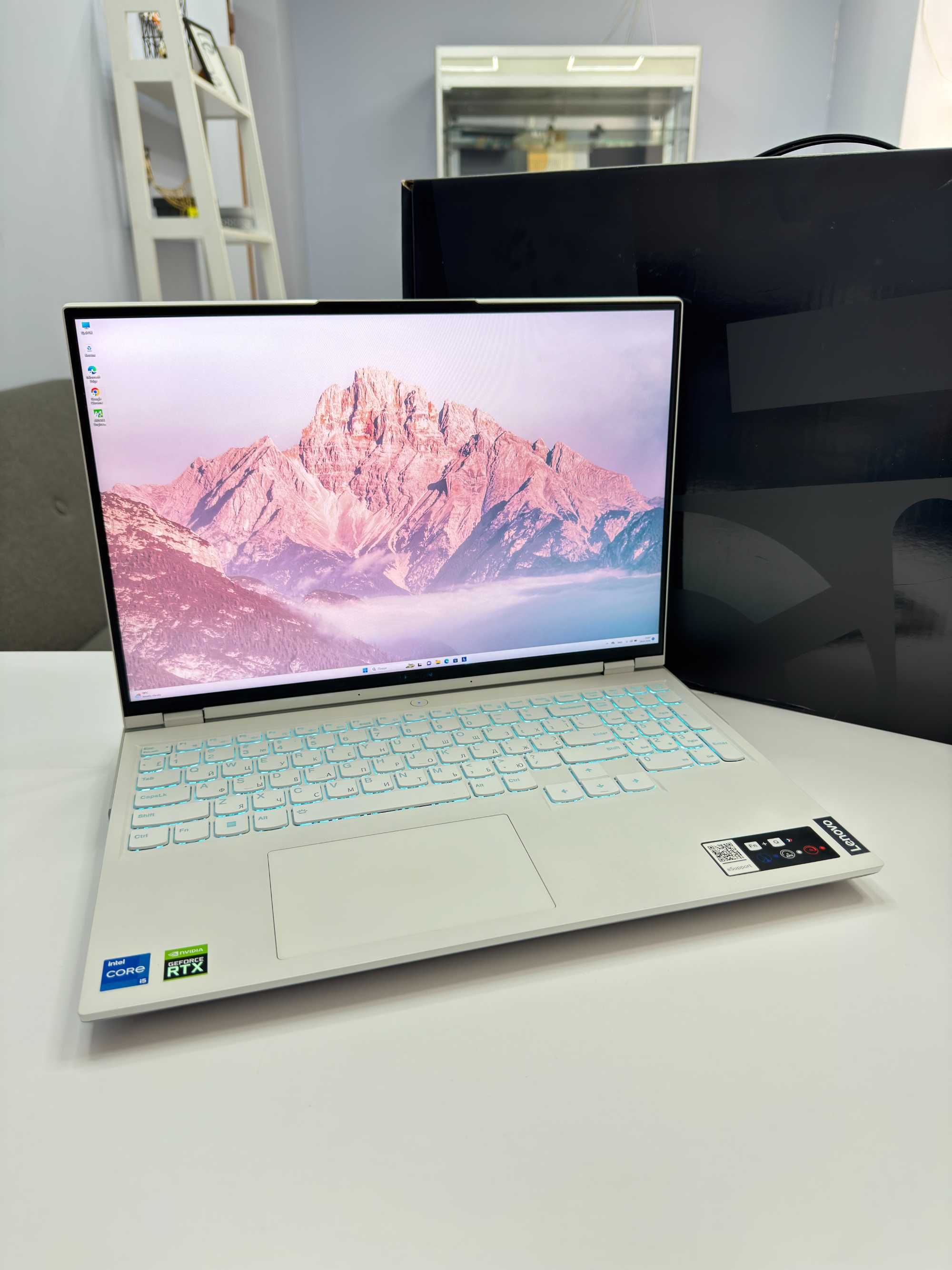 Lenovo Legion 5 PRO 16" 2K 165Hz i5-12500H RTX 3060 6Gb 140W 16Gb DDR5