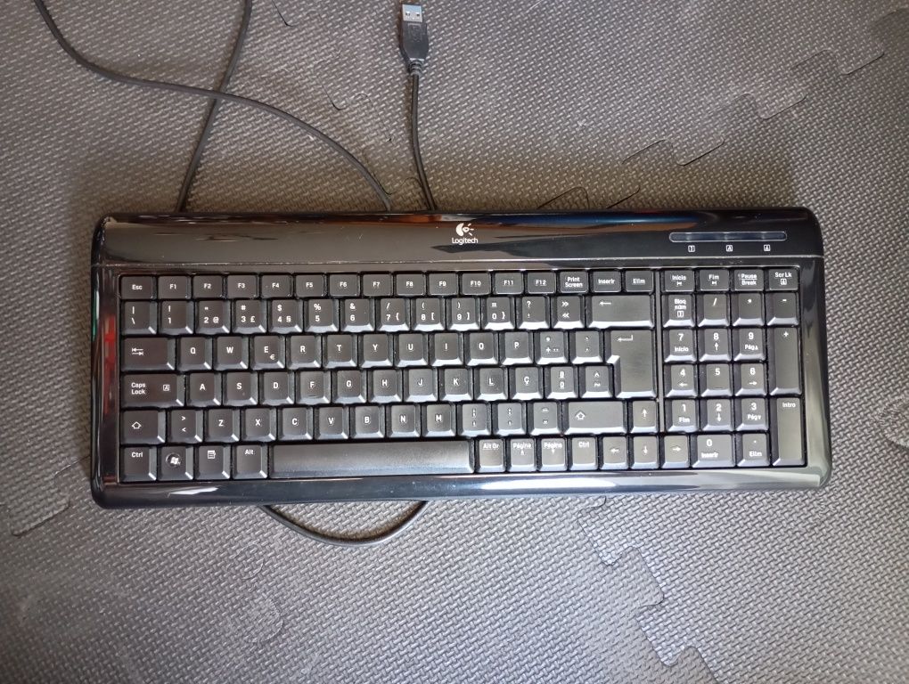 Teclado Logitech