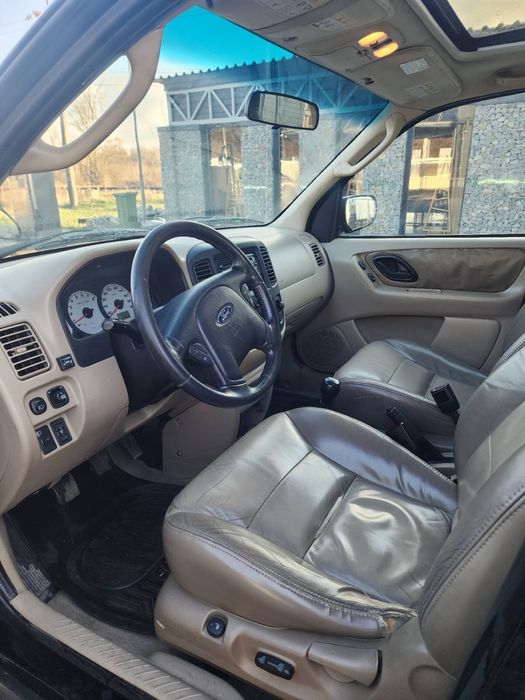 Ford Maverick 2003р