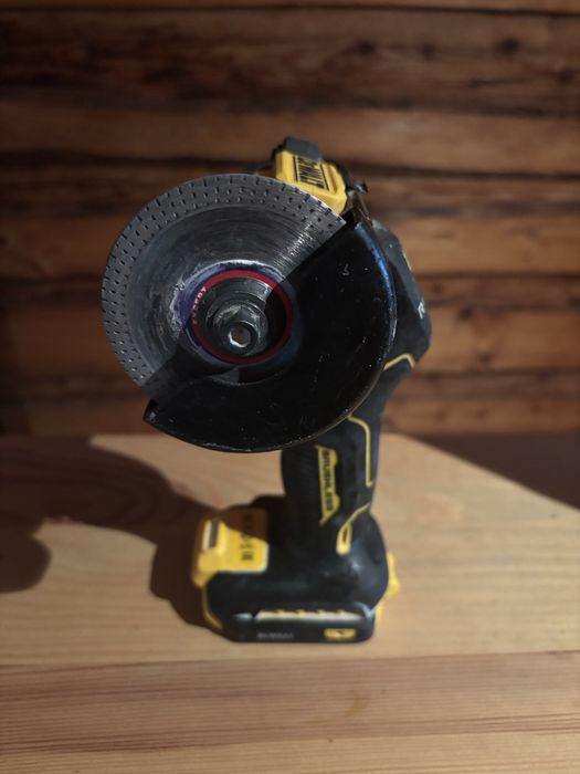 Pilarka tarczowa fleks flex szlifierka kątowa dewalt DCS43