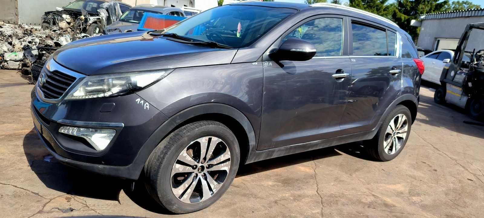 KIA SPORTAGE III 1.7 CRDI cała na części maska klapa zderzak drzwi BE