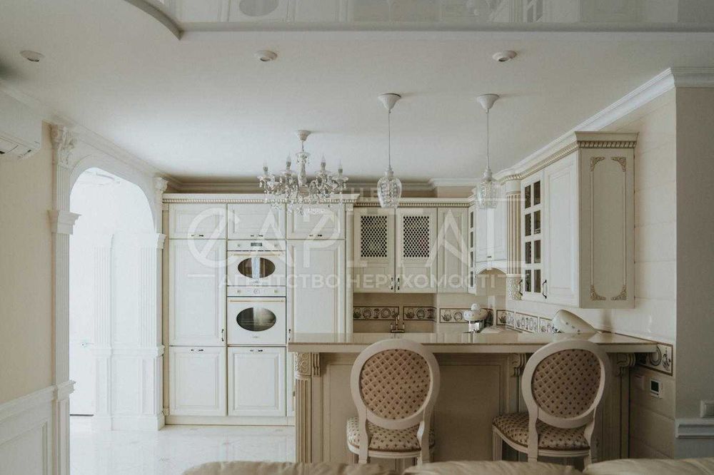 Продаж 4к квартири Комбінатна 25а ЖК Садовий ст.м. Лівобережна